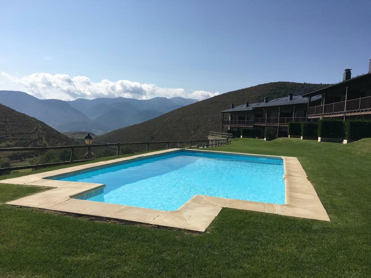 Villa Elegante Casa En La Cerdana Bellver De Cerdanya Exterior foto
